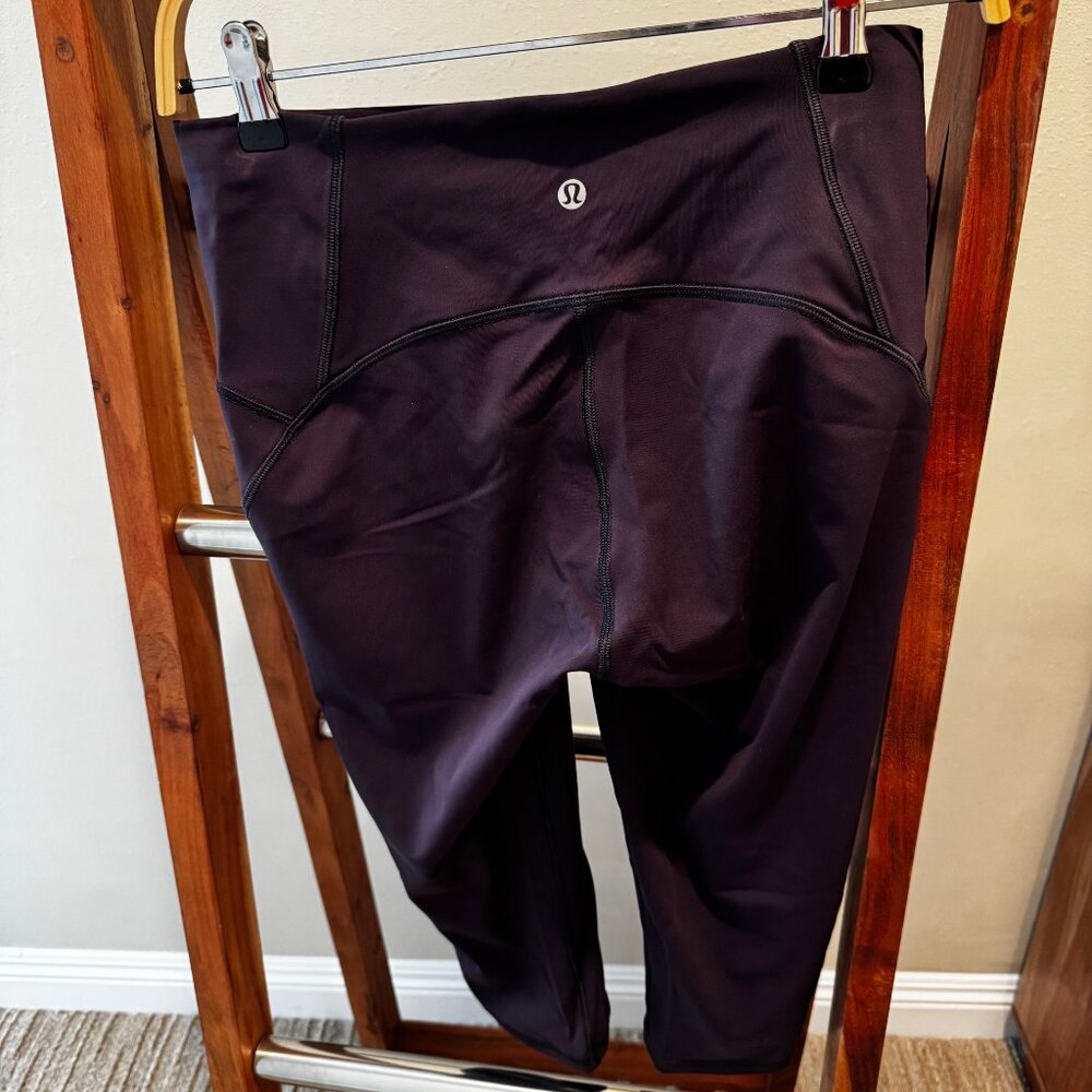 Lululemon purple leggings, size 6